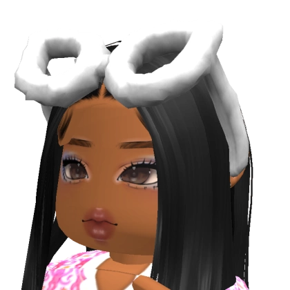 lovely_des Outfit Headshot