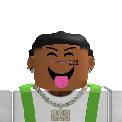 222fyee Outfit Headshot